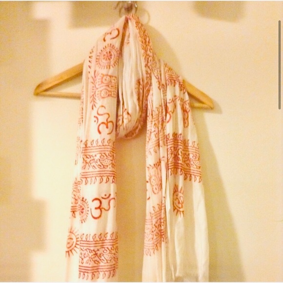 Prayer Scarf Wrap Kathmandu Nepal - Picture 4 of 8